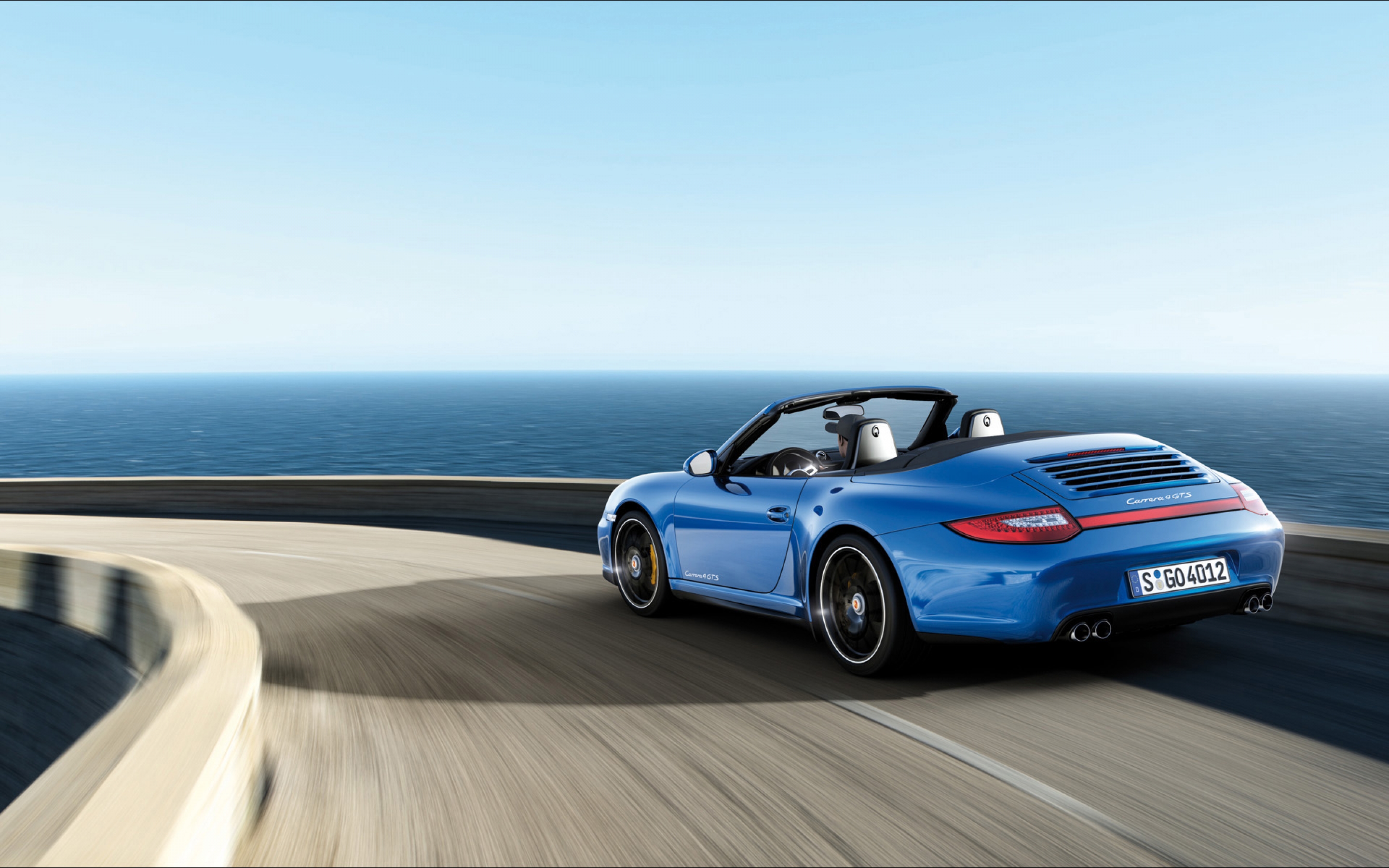 Porsche 911 Carrera 4 Gts Cabriolet wallpaperx1800
