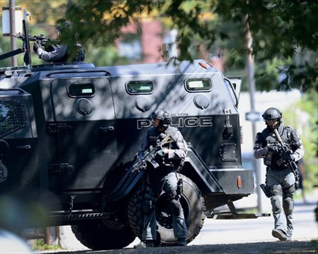 Hamilton police roll out armoured truck in search warrant execution