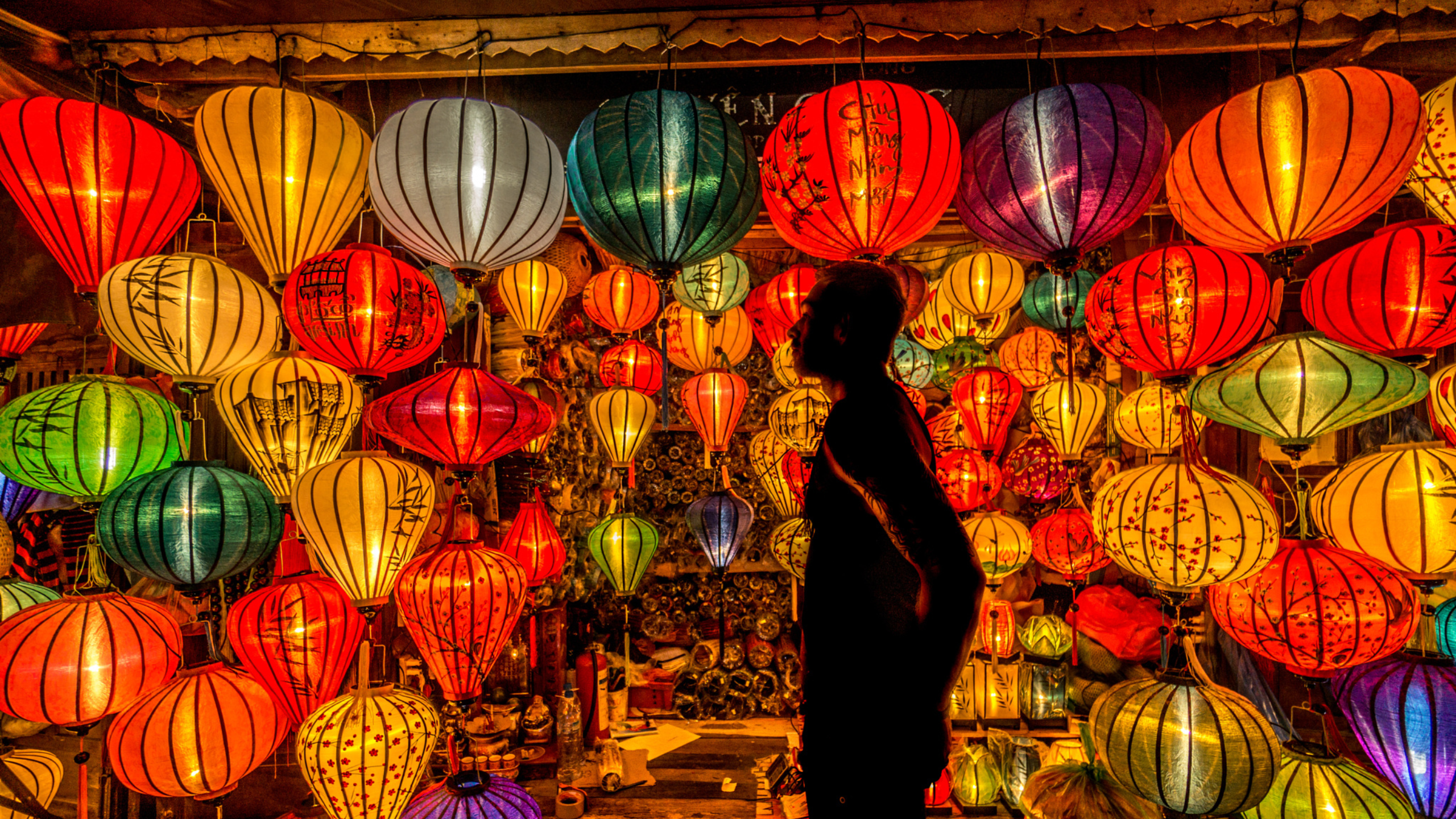 Wallpaper, lights, colorful, window, holiday, stained glass, color, flower, bazaar, mid autumn festival 2560x1440