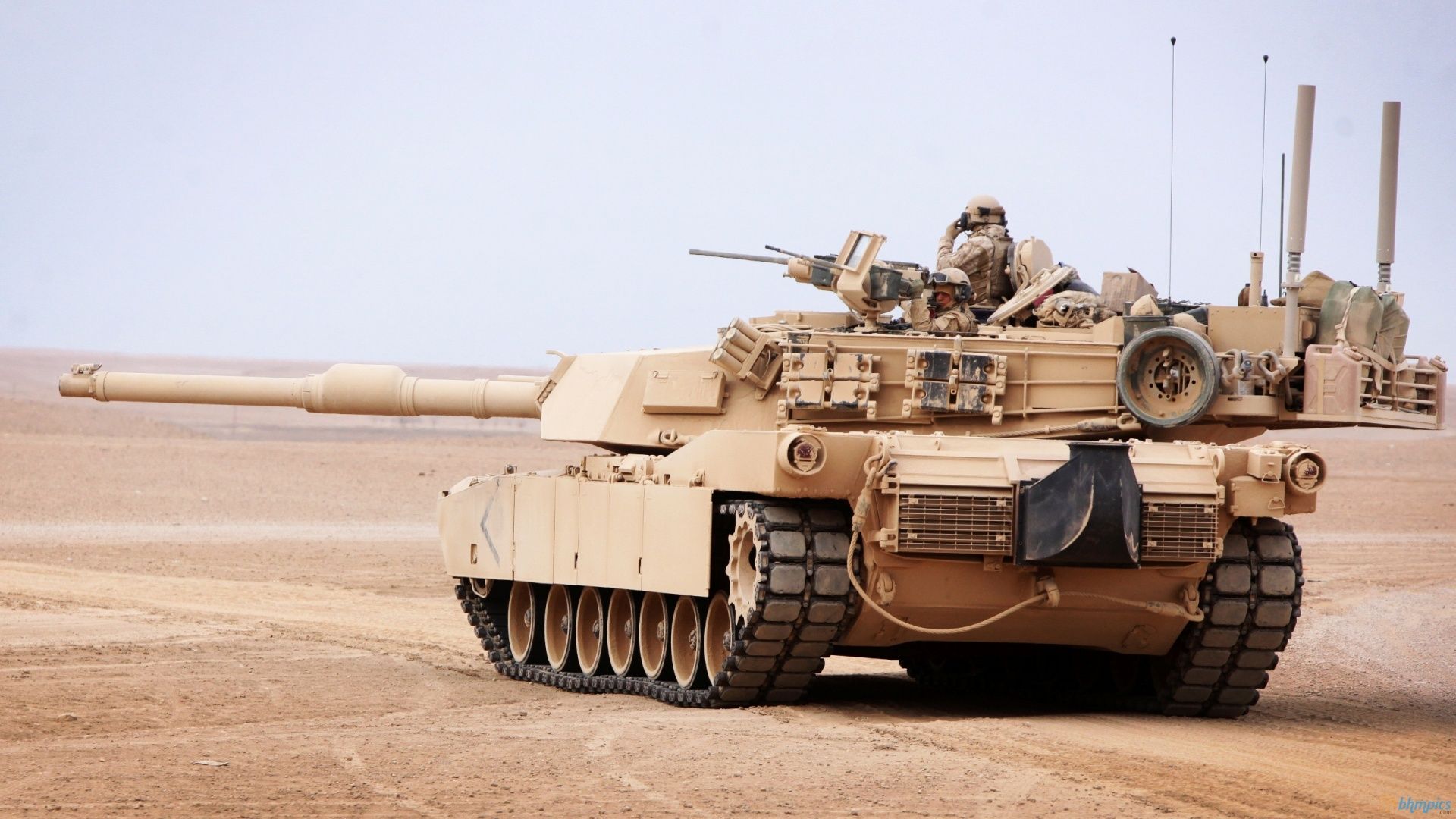 USMC Tank Wallpaper. Battle tank, Tanks military, Military vehicles