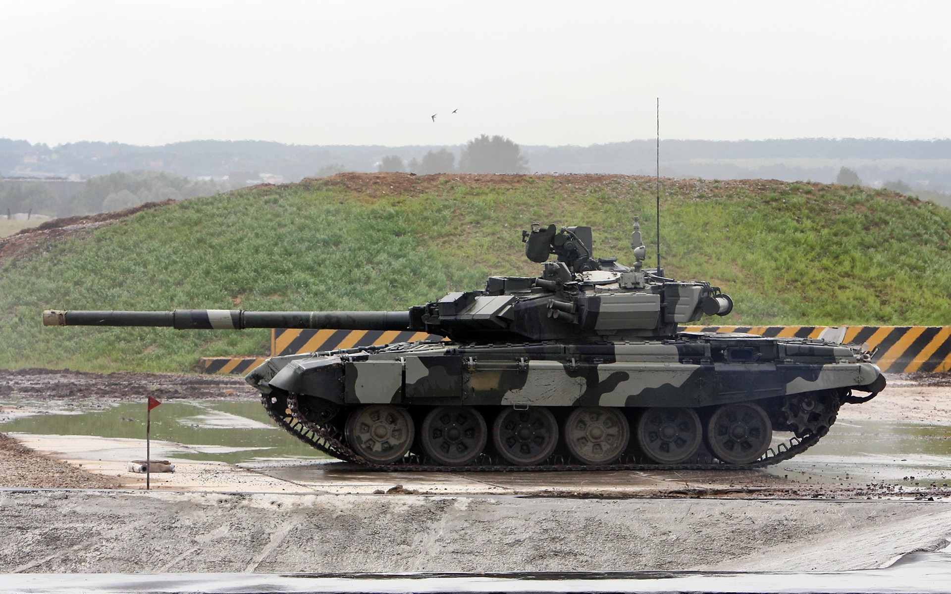 Marine Army Tank