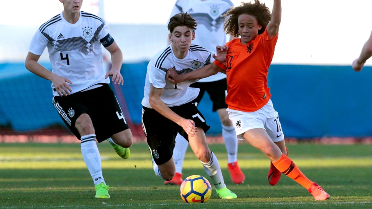 Who are the best young players at Barcelona and Real Madrid? teens for Blaugrana & Merengue. Sporting News Canada