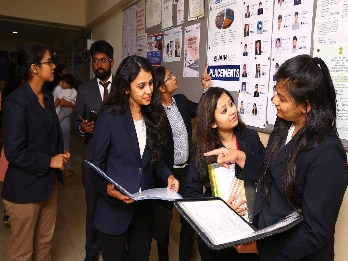 Captivating An Incoming Mba Student Took Placement Picture Collection Captivating An Incoming Mba Student Took Placement Picture Collection