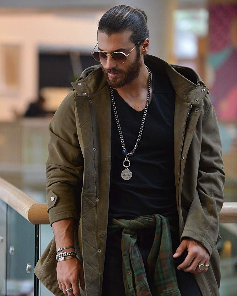 Can Divit Wallpaper