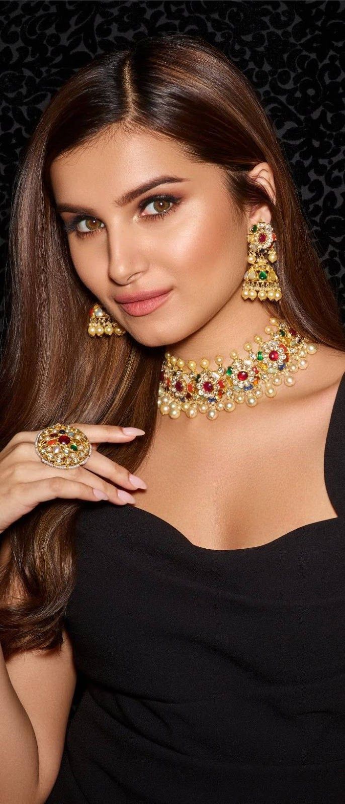 Bollywood Actress Tara Sutaria Mobile Wallpaper. Bollywood actress, Beautiful indian actress, Beautiful bollywood actress