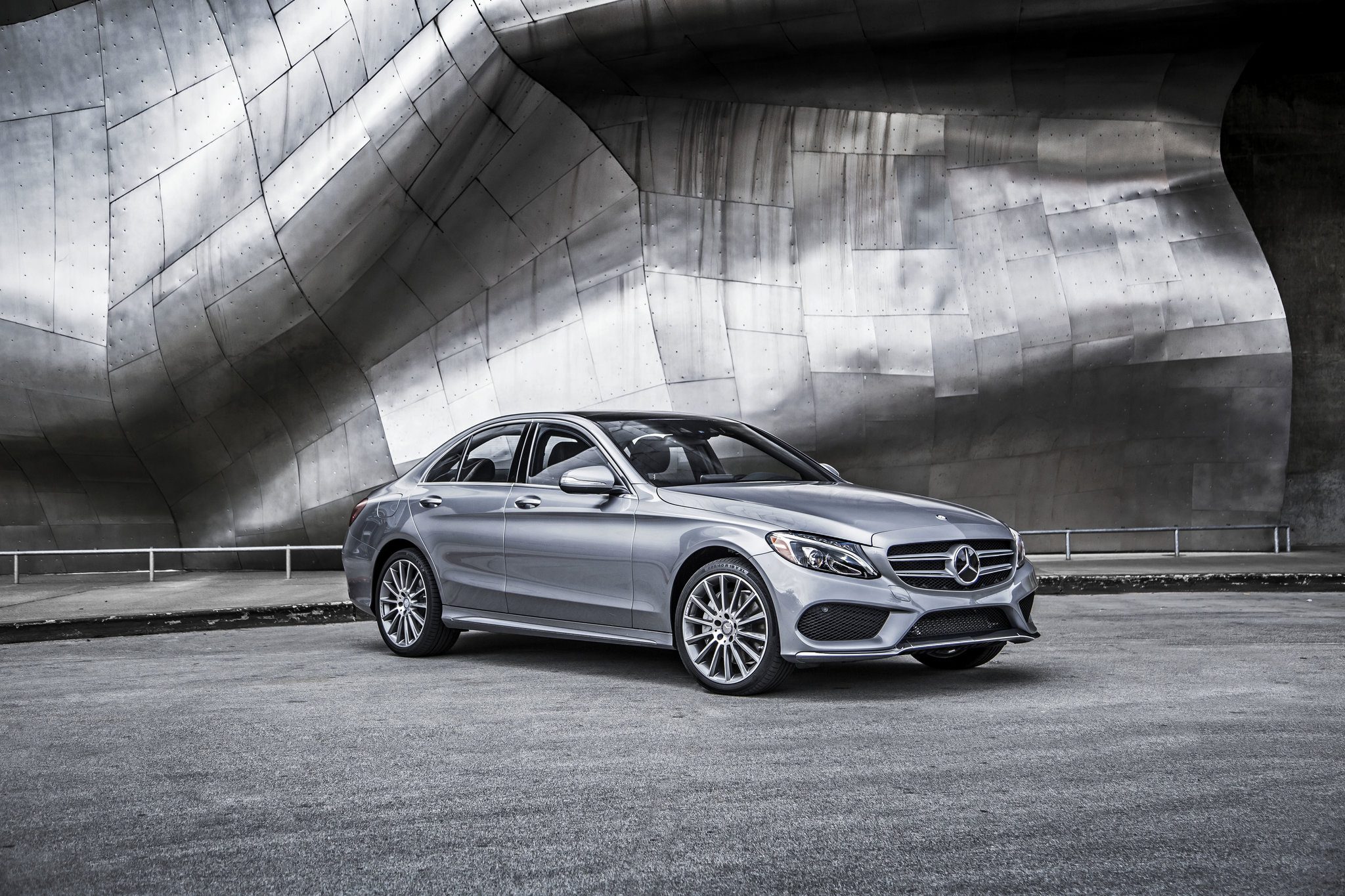 Review: 2015 Mercedes Benz C300 And C400