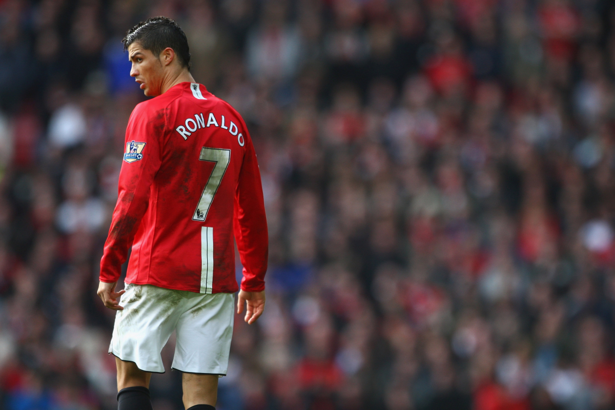 Cristiano Ronaldo 'can't take No.7 shirt' at Manchester United due to Premier League rules, unless Edinson Cavani leaves or club seek 'special dispensation'
