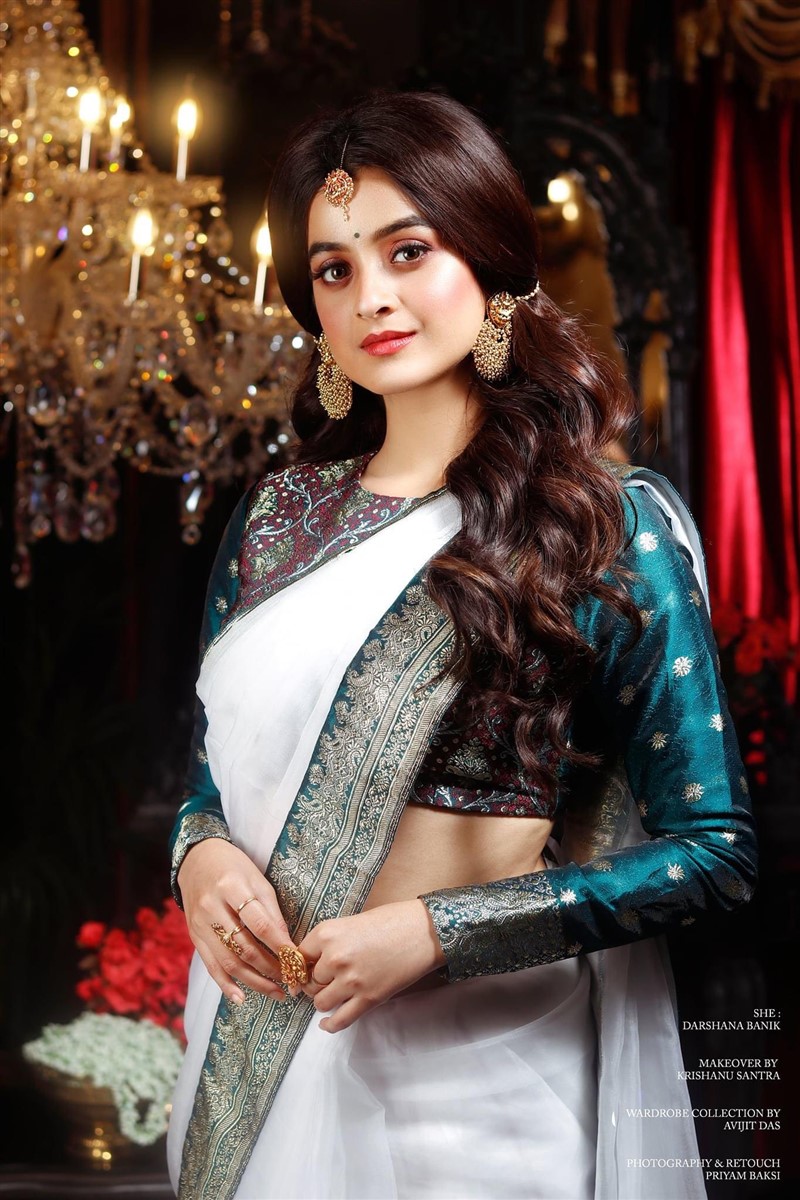 Darshana Banik Photo [HD]: Latest Image, Picture, Stills of Darshana Banik