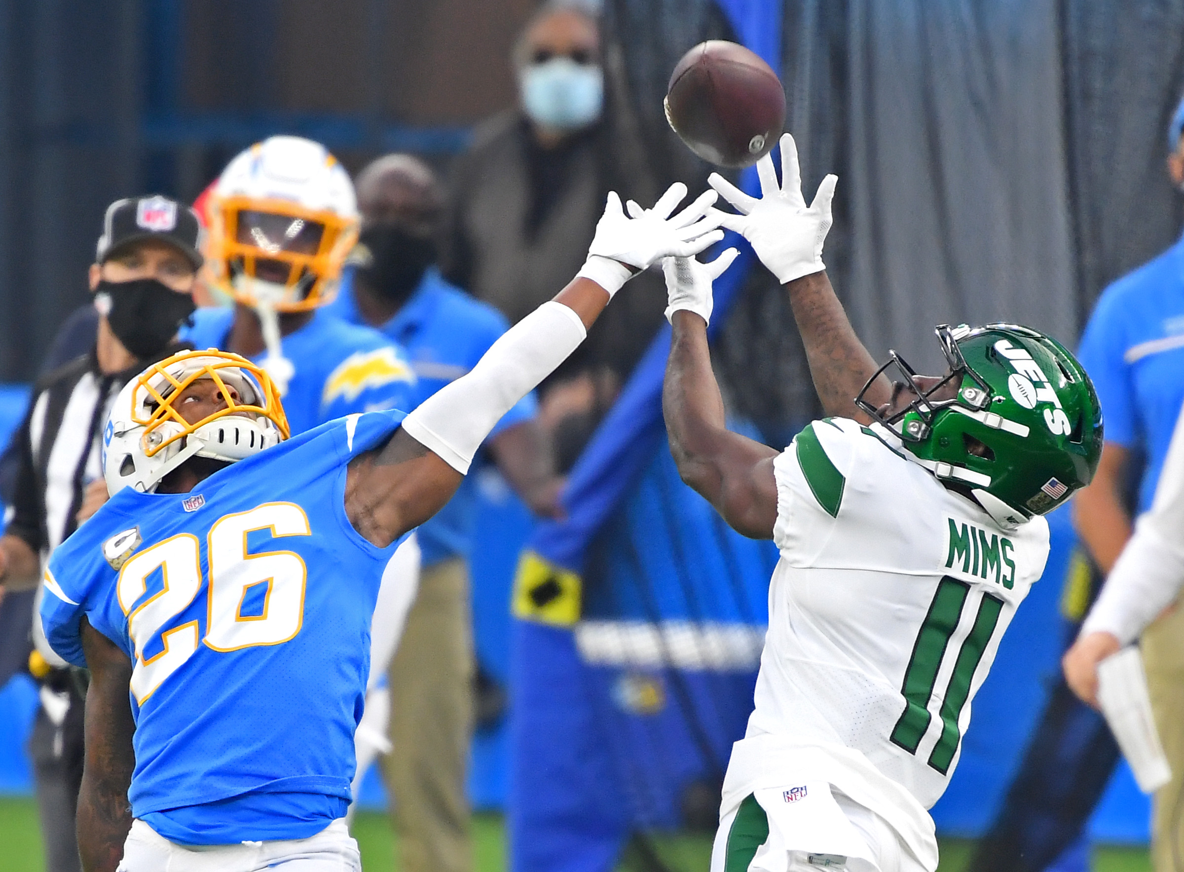 Denzel Mims among Jets' Studs & Duds in Week 11 loss to Chargers