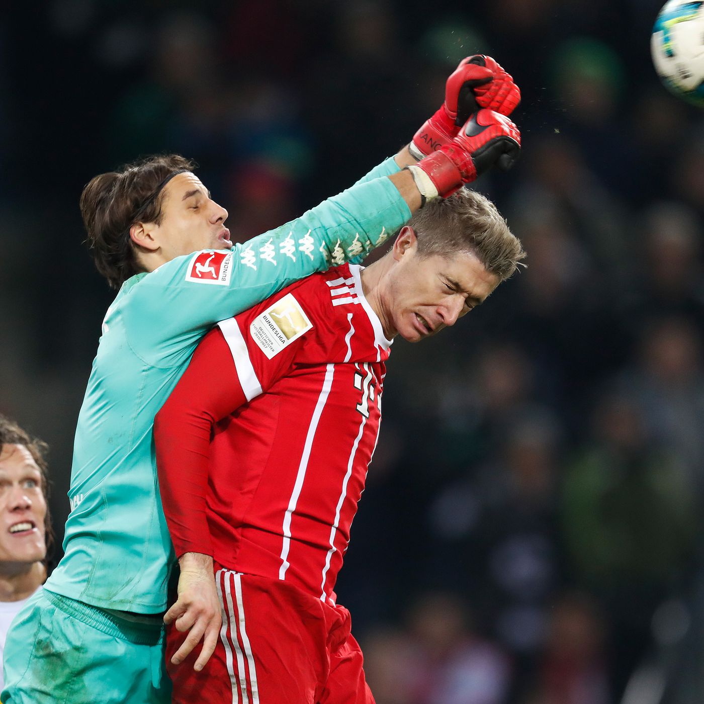 Yann Sommer hopes Bayern Munich's Robert Lewandowski breaks the record.just not this weekend Football Works