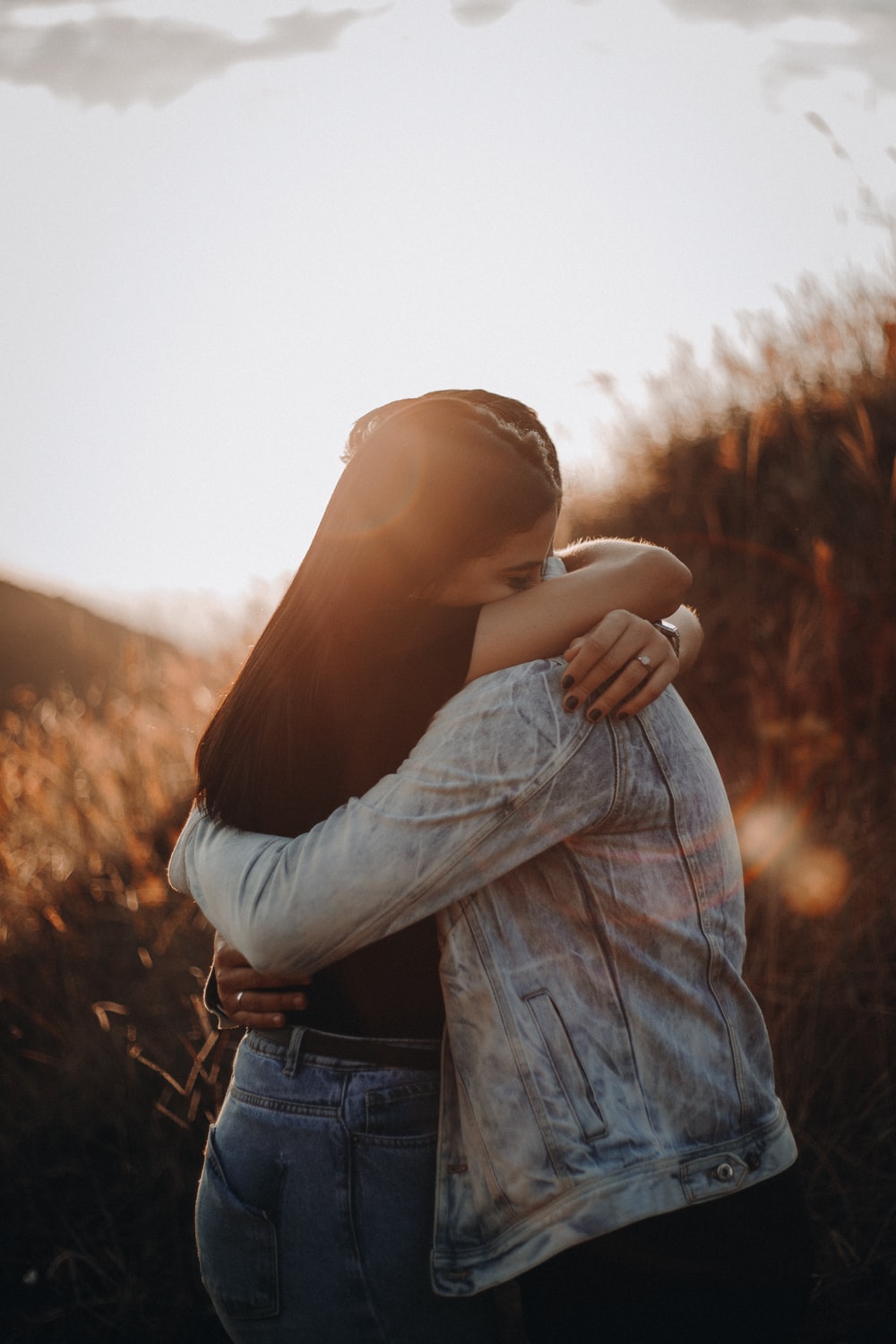 Boyfriend And Girlfriend Hugging Wallpapers - Wallpaper Cave