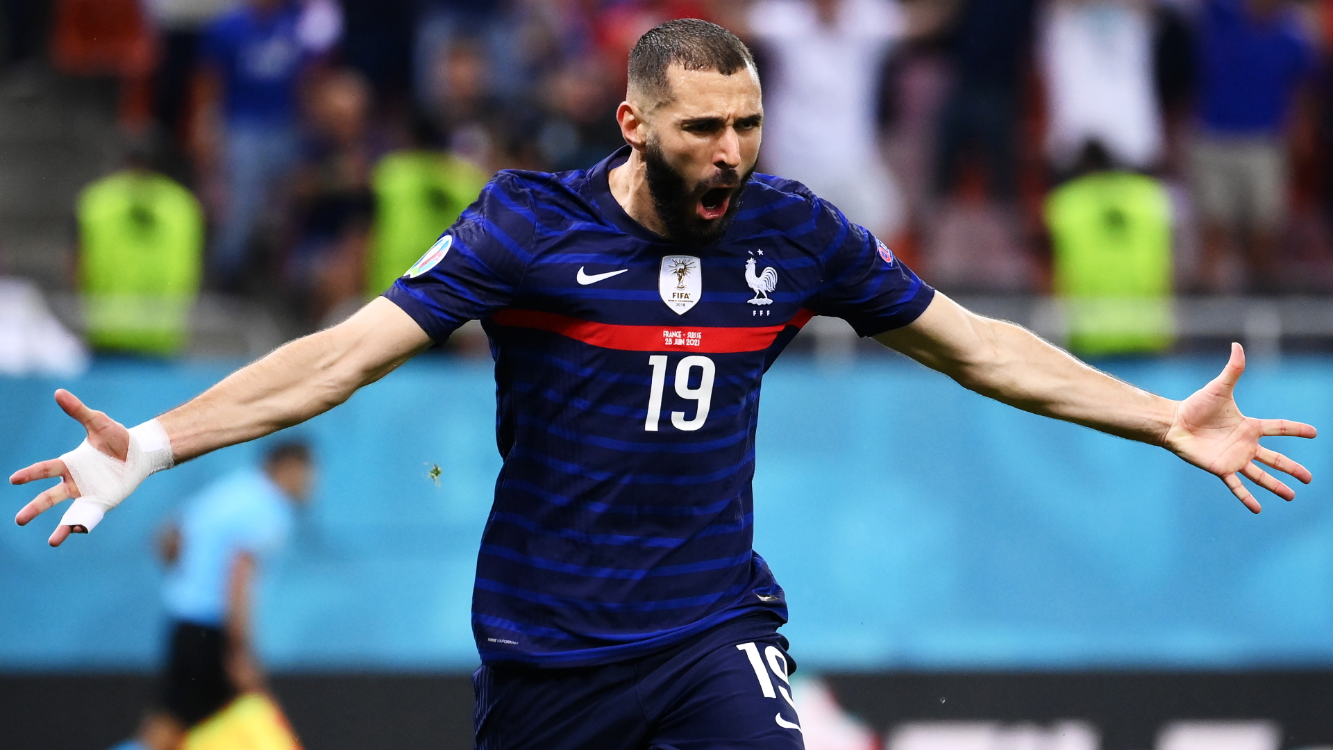 Real Madrid Striker Benzema Tests Positive For Covid 19 In Countdown To New Season