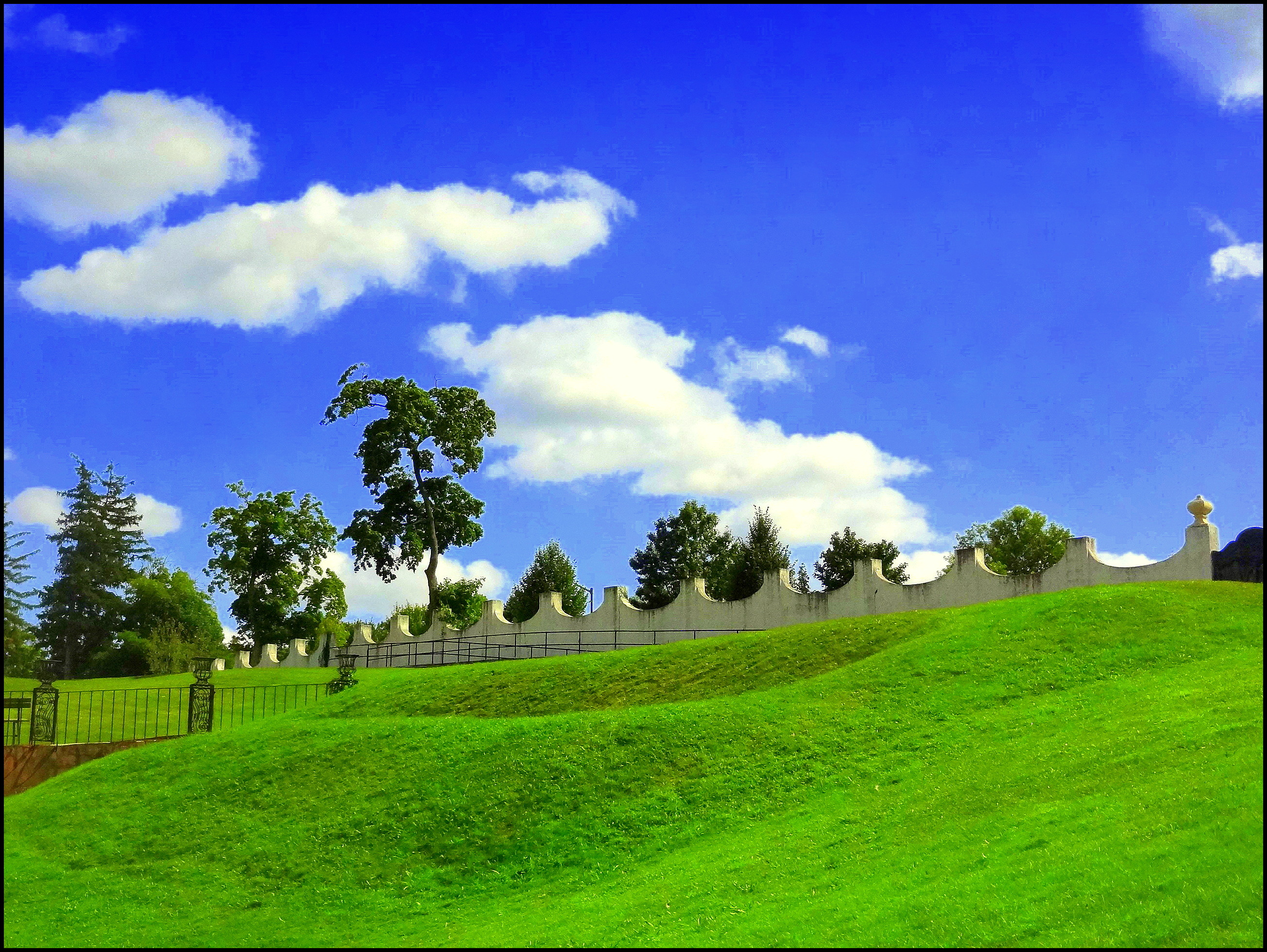 Wallpaper, sky, grassland, cloud, nature, pasture, green, tree, meadow, woody plant, ecosystem, daytime, mount scenery, highland, rural area, prairie, plain, farm, hill station, landscape, lawn, biome, meteorological phenomenon, mound, cumulus, land