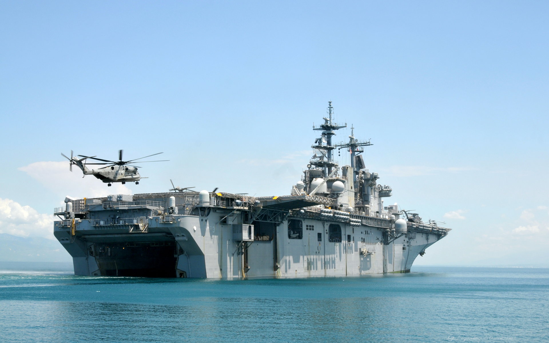 Amphibious Assault Ship Uss Kearsarge Lhd 3 Warship Wallpaper:1920x1200