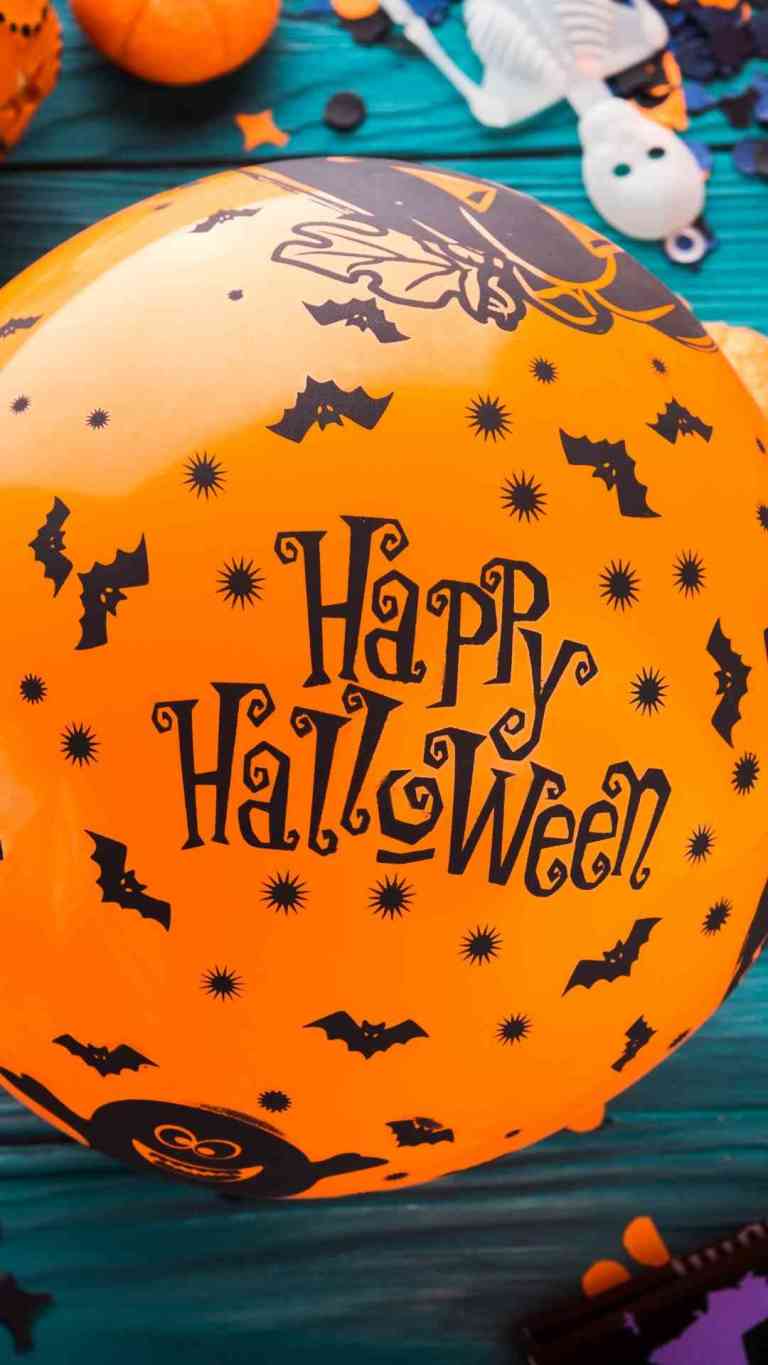 Halloween Costume Ideas And Decor- Last Minute Finds