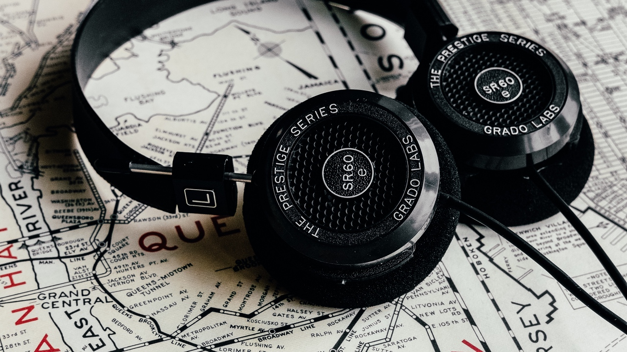 Wallpaper music audio travel map headphones