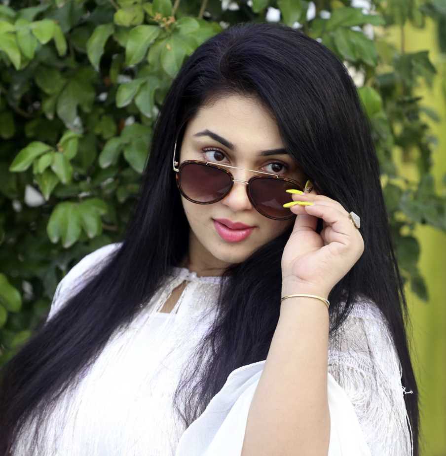 Apu Biswas photo (Shakib Khan Apu Biswas Picture) Best Gallery