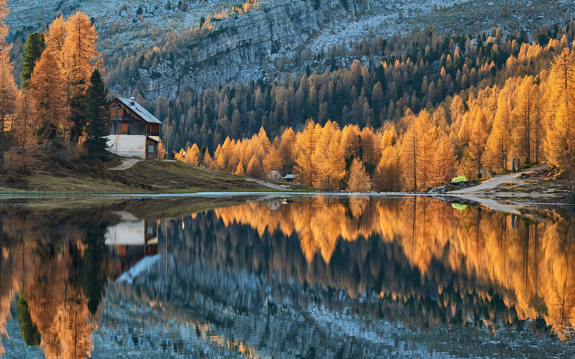 Wallpaper Autumn, forest, lake, mountains, houses 1920x1200 HD Picture, Image