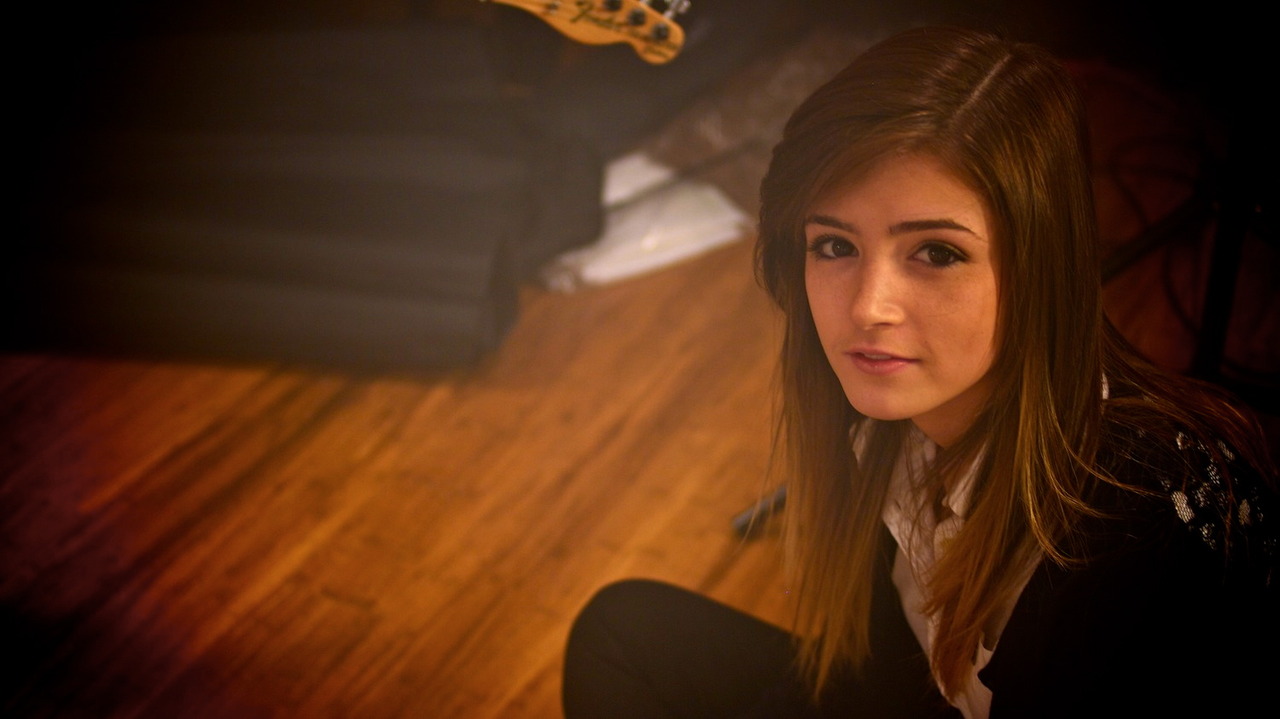 Chrissy Costanza 15 Wide HD Wallpaper Costanza Wallpaper For Cover HD Wallpaper