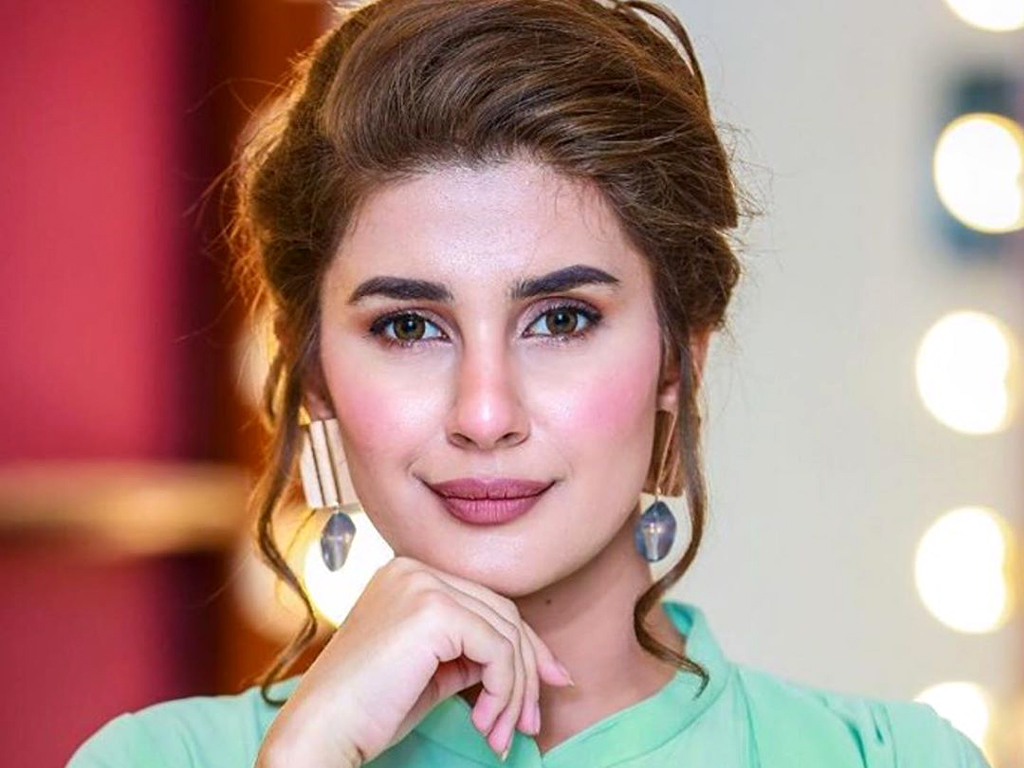 Kubra Khan Wallpapers - Wallpaper Cave
