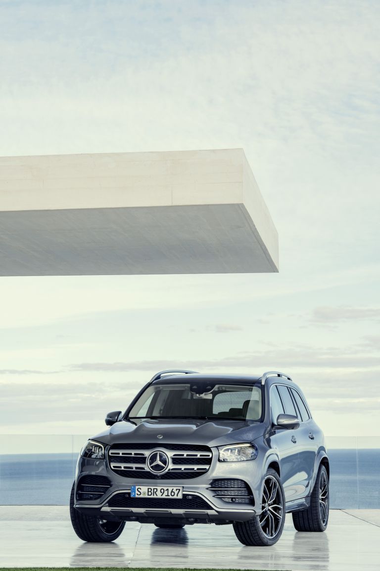 Mercedes Benz GLS Quality Free High Resolution Car Image