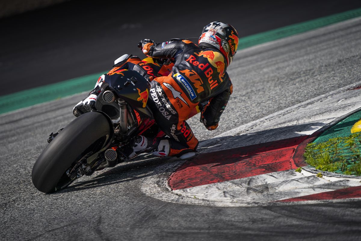 How has Dani Pedrosa helped KTM? Moto Racing