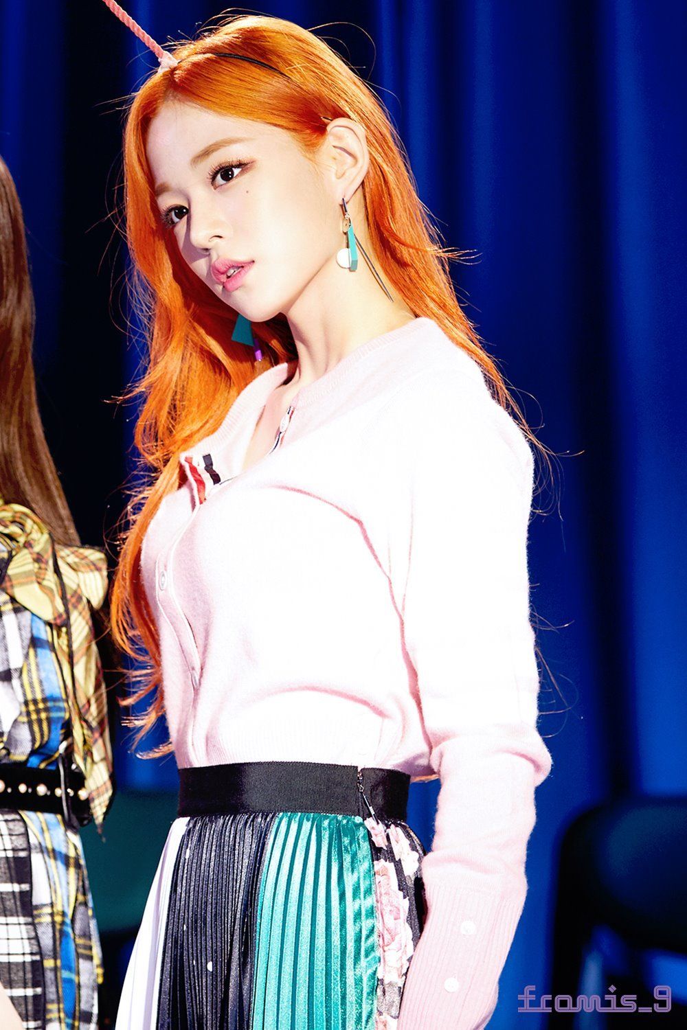 fromis_9- Lee Chaeyoung. Kpop girls, Korean girl, Korean girl groups