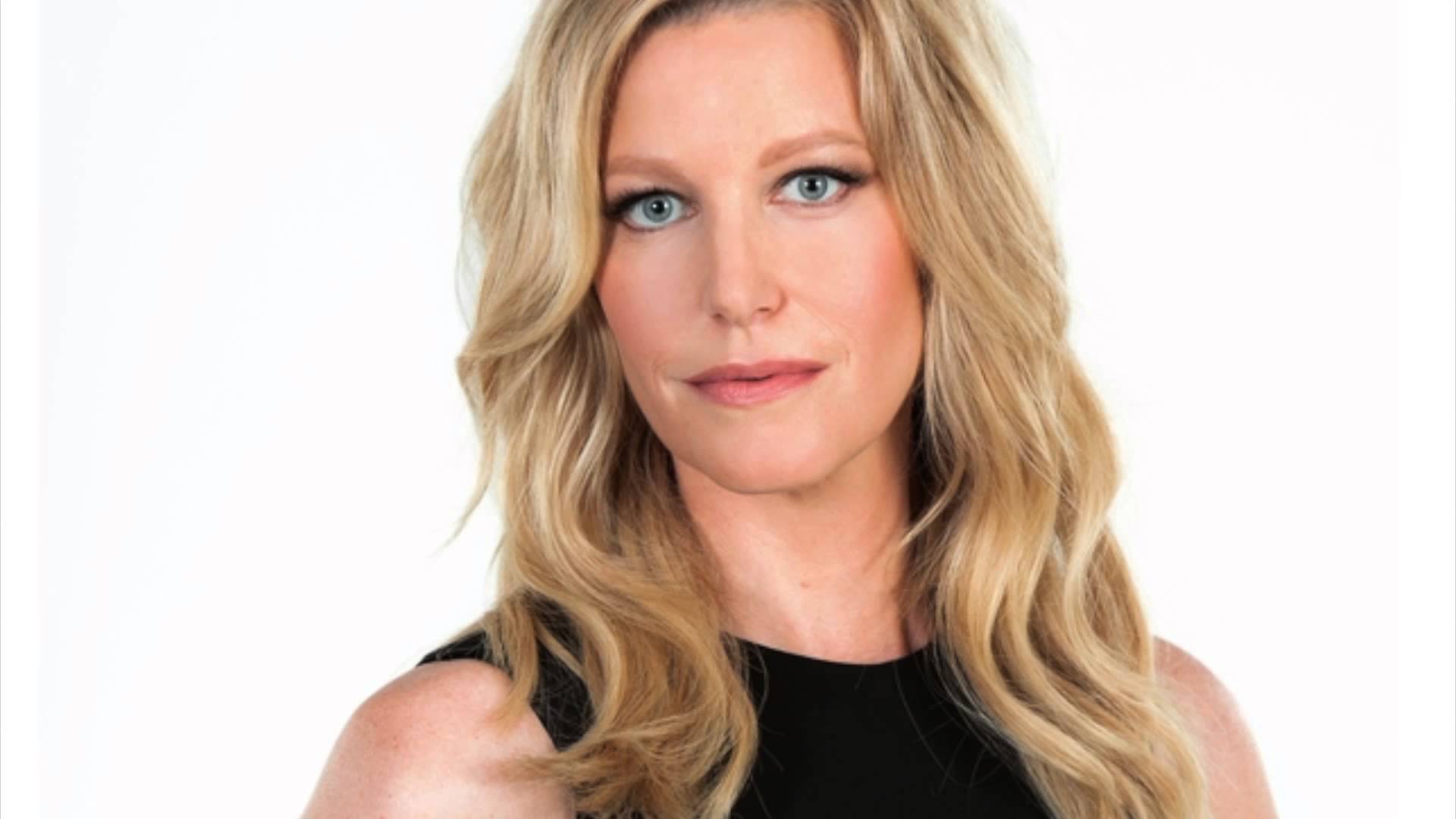 Anna Gunn Wallpapers Wallpaper Cave