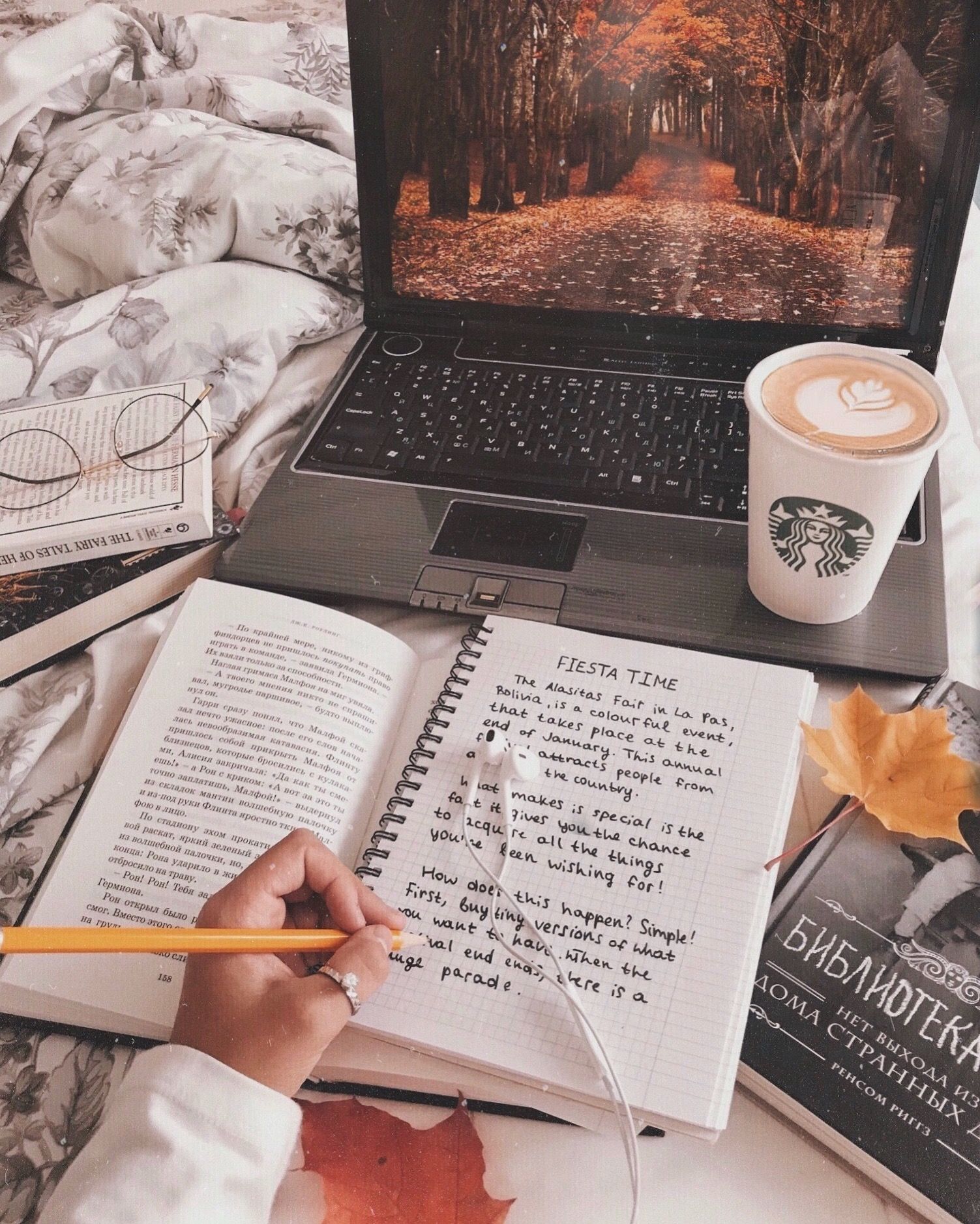 Aesthetic✨. Coffee and books, Study inspiration, Study