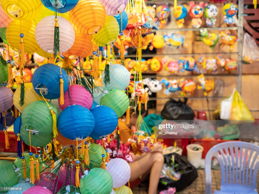 Lanterns Shop In The Middle Autumn Festival Hochiminh City Vietnam High Res