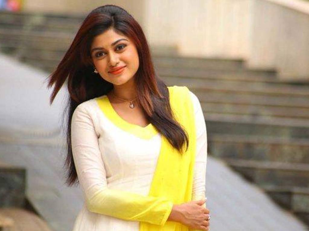 Oviya clarifies about her Bigg Boss reentry and the real reason for haircut  - Tamil News - IndiaGlitz.com