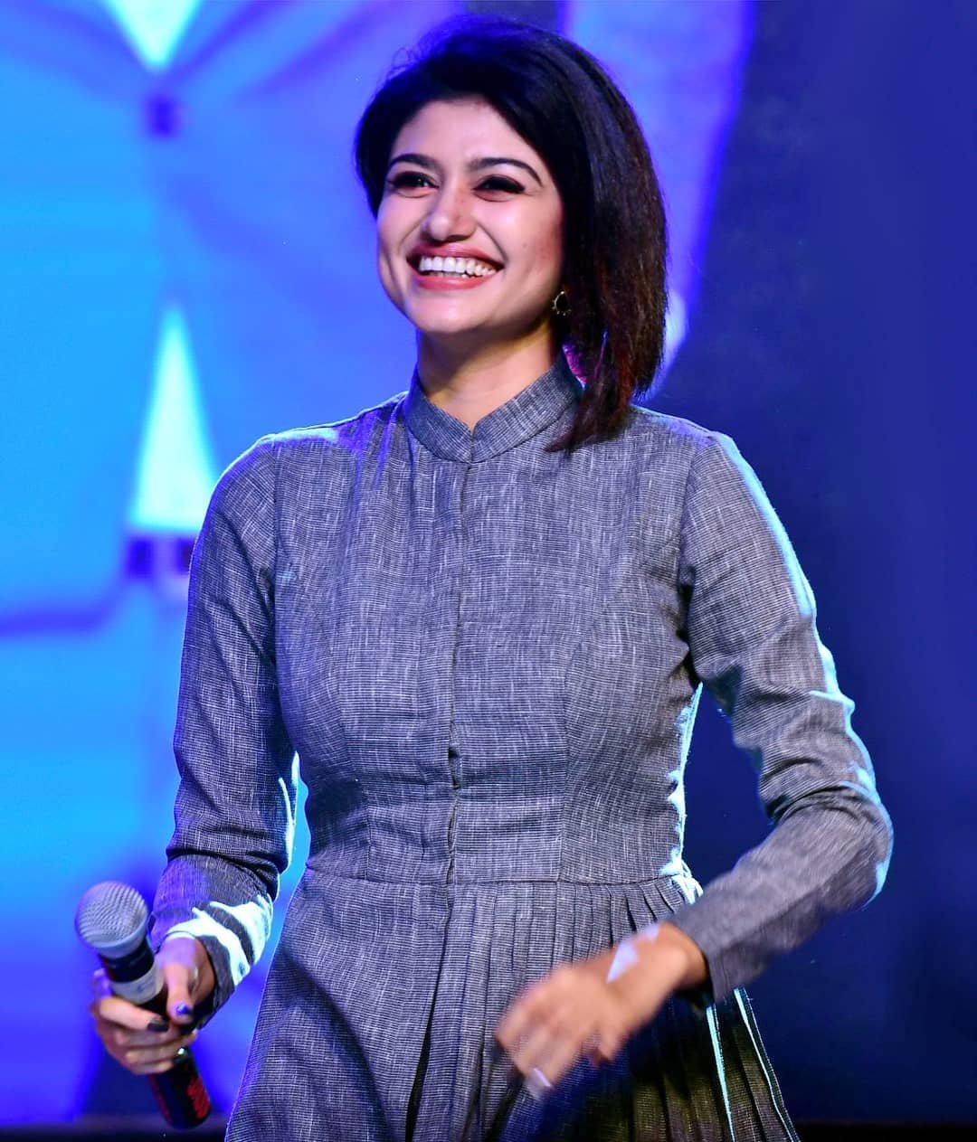 South Indian Actress Oviya Latest HD Photo