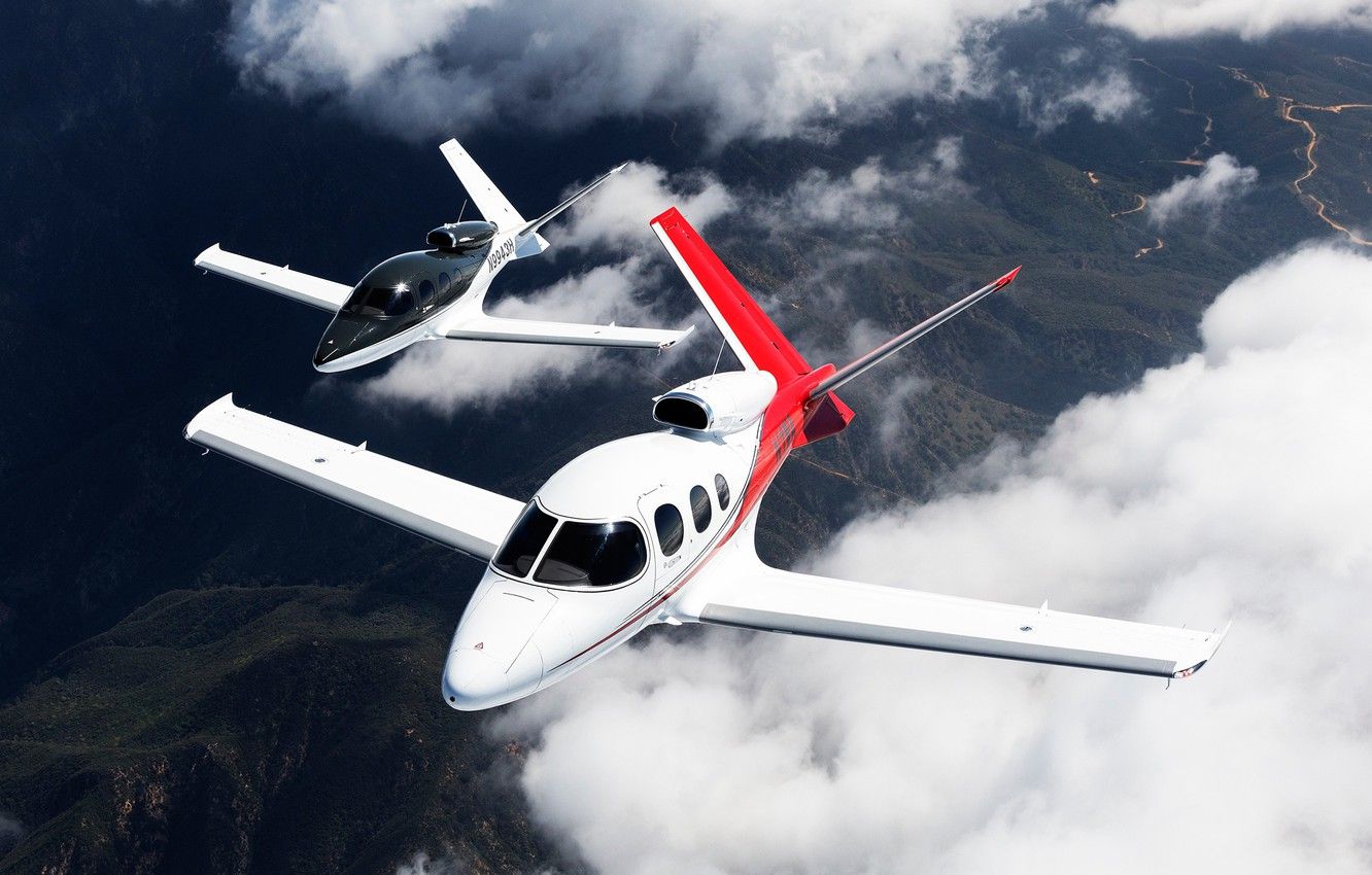 Cirrus Wallpaper