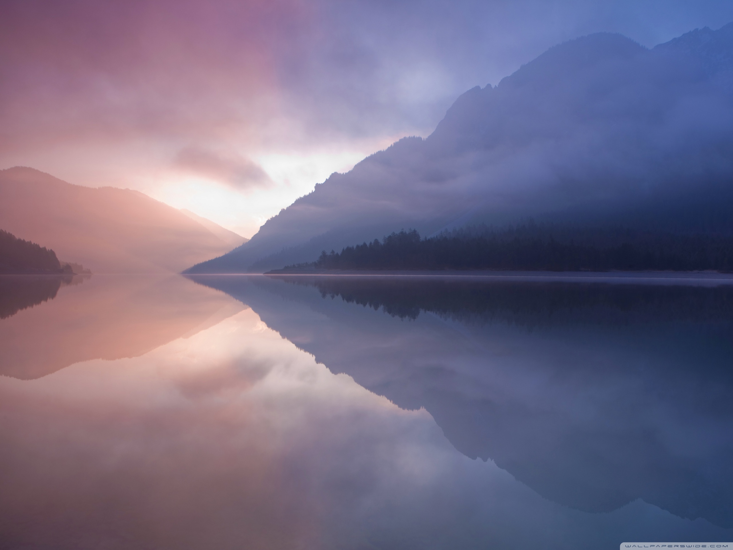 Reflection In Water Ultra HD Desktop Background Wallpaper for 4K UHD TV, Tablet