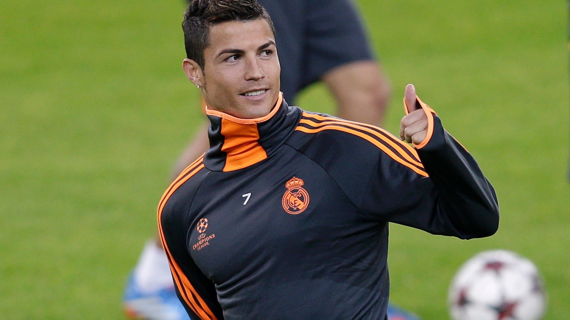 Cristiano Ronaldo New Hairstyles HD Wallpaper Training For Juventus