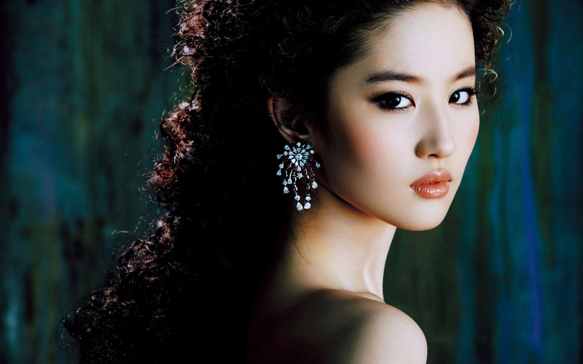 Chinese Actress Wallpaper