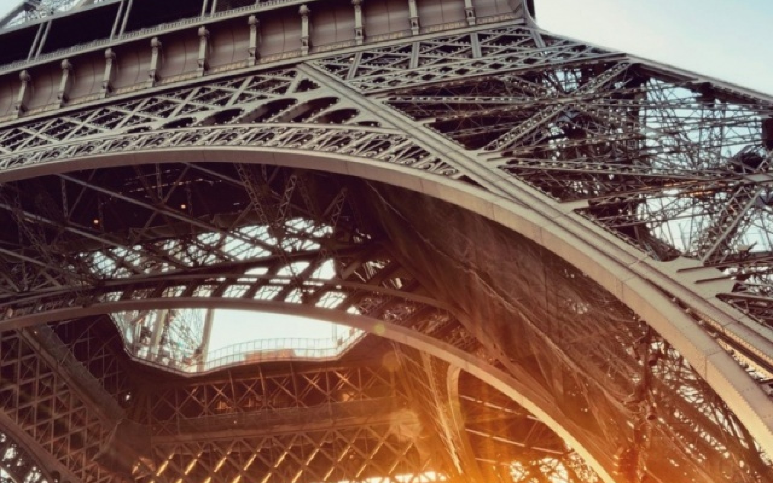 Paris Eiffel Tower Wallpaper for Desktop and Mobiles 13 Retina Macbook Pro