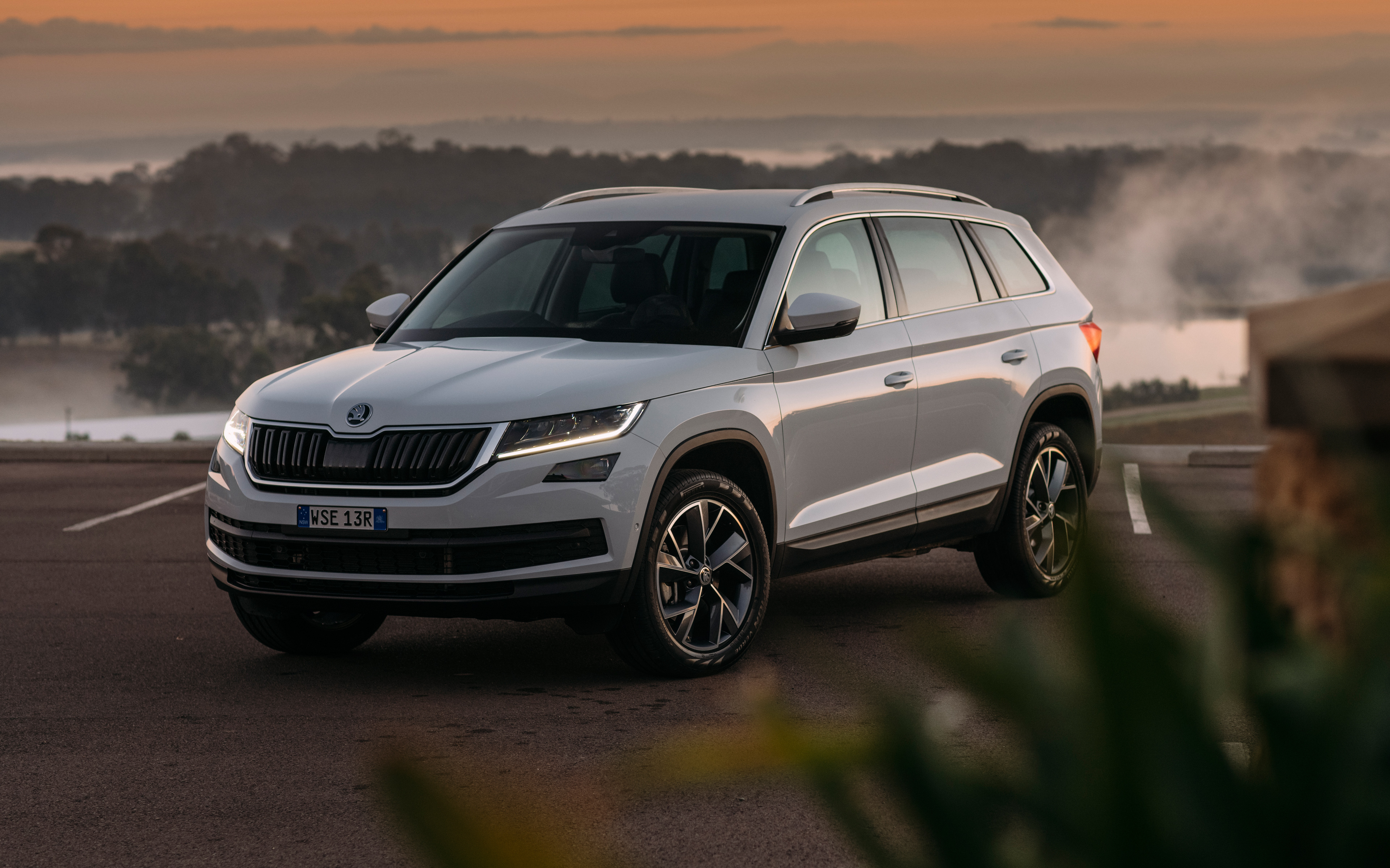 Download wallpaper Skoda Kodiaq, new white crossover, Czech cars, new Kodiaq for desktop with resolution 3840x2400. High Quality HD picture wallpaper