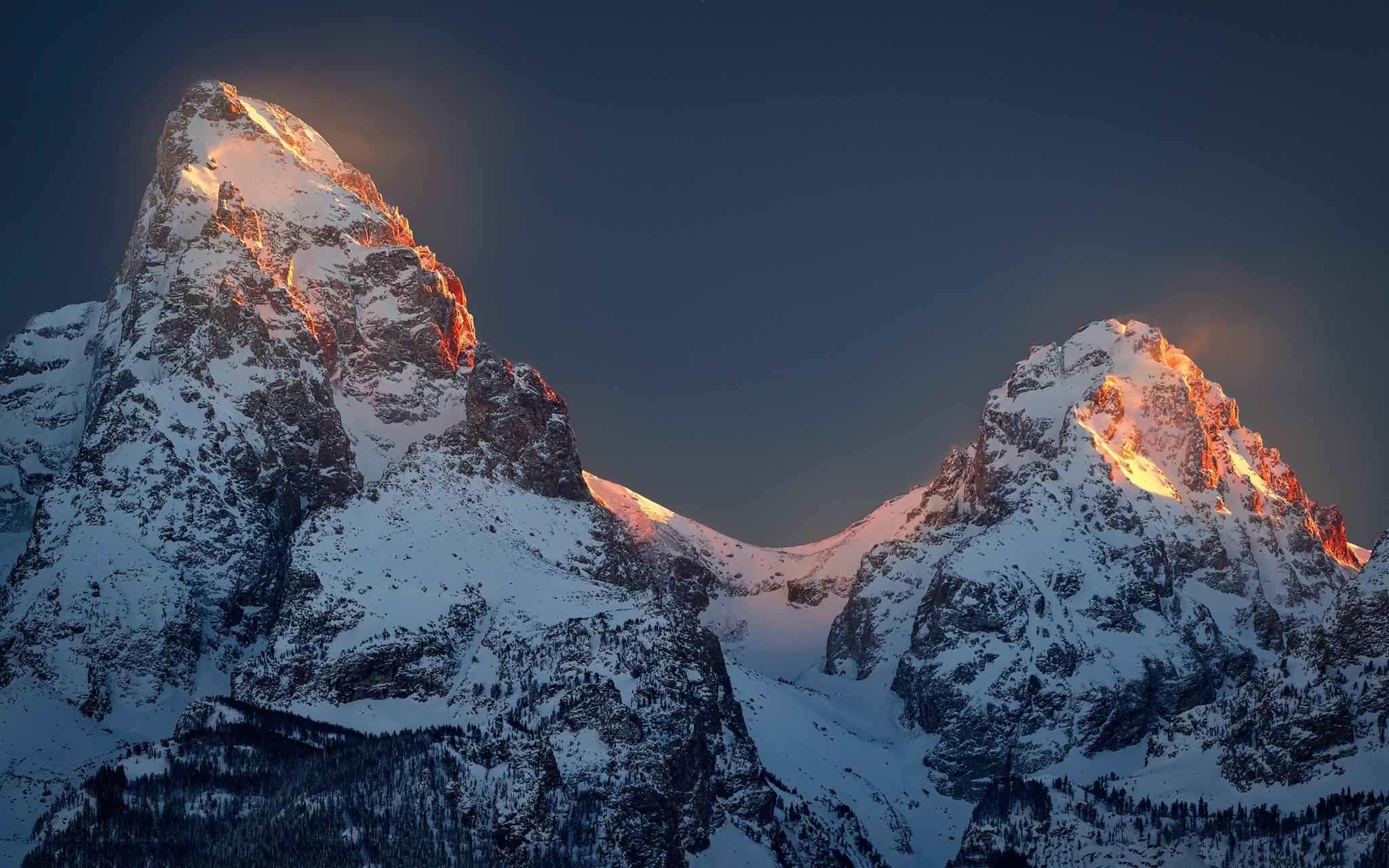 Wallpaper, sunlight, landscape, forest, sunset, nature, snow, winter, snowy peak, Alps, Grand Teton National Park, Wyoming, summit, ridge, 2048x1280 px, mountainous landforms, landform, geographical feature, geological phenomenon, mountain range