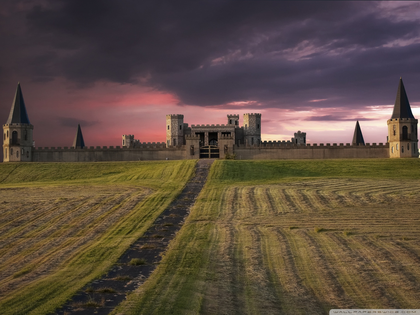 Medieval Castle Ultra HD Desktop Background Wallpaper for 4K UHD TV, Widescreen & UltraWide Desktop & Laptop, Tablet