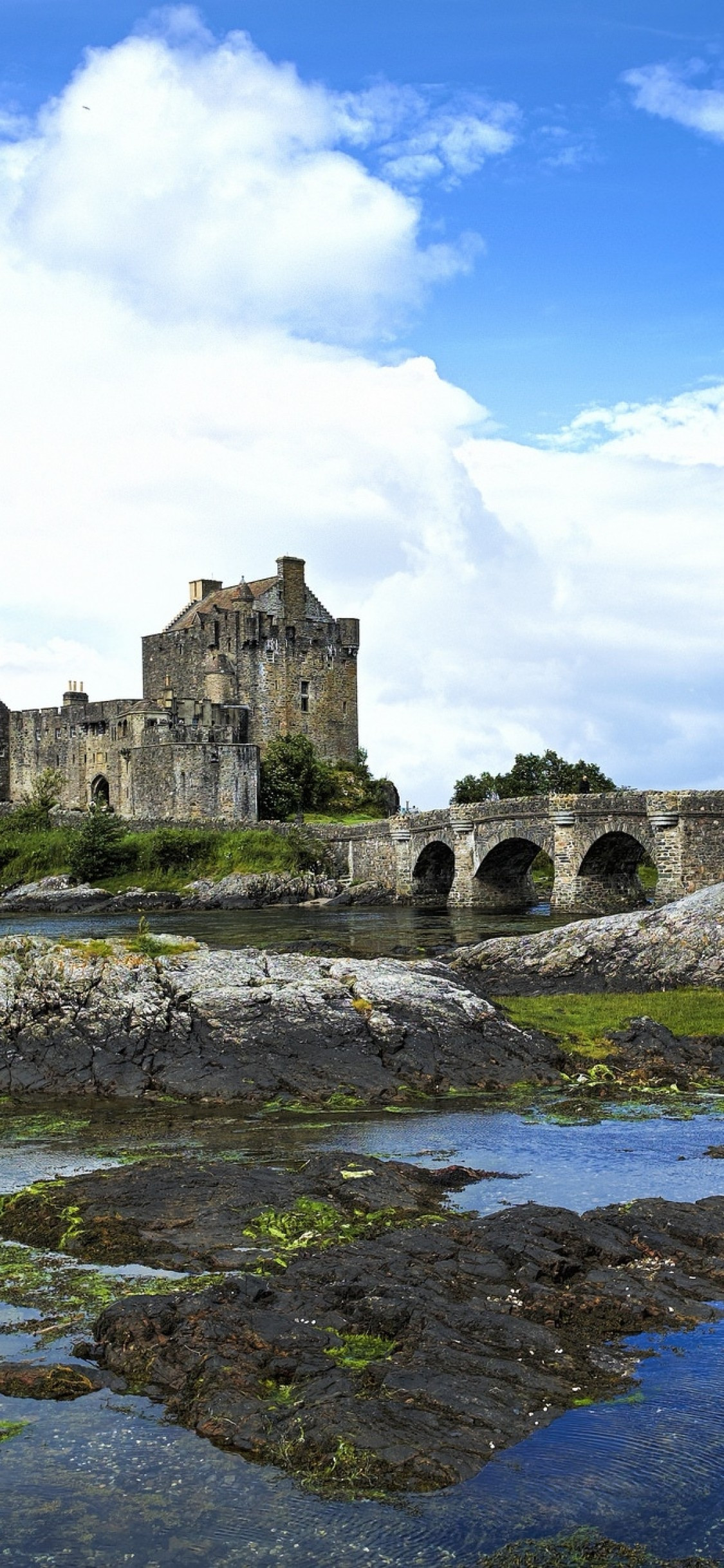 Download 1125x2436 Eilean Donan Castle, Bridge, Scotland, River Wallpaper for iPhone 11 Pro & X
