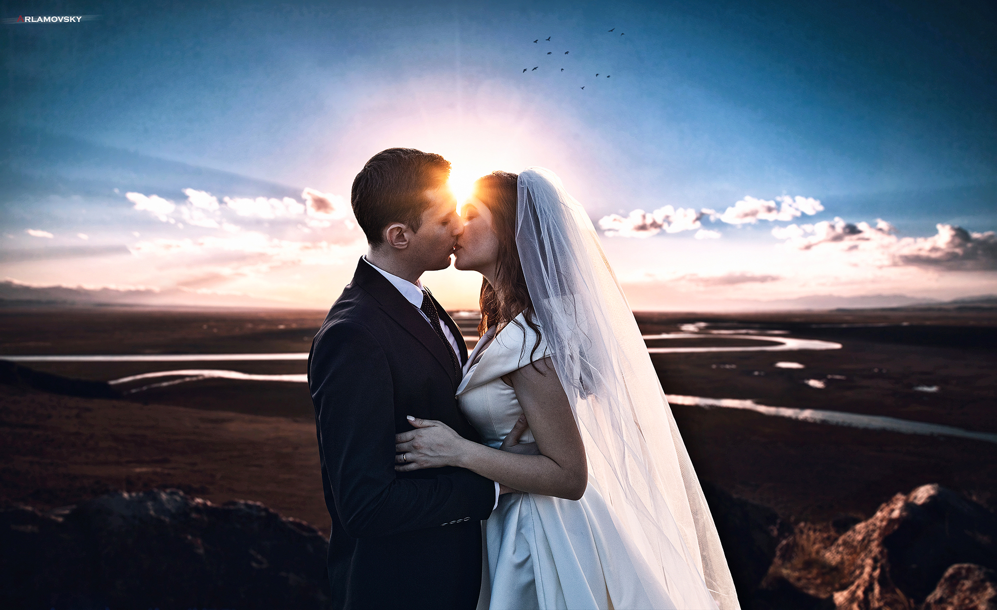 Arlamovsky Landscape Photohop Retouching Wedding Dress Wedding Photo Couple Lovers Clear Sky Sunset Wallpaper:2000x1224