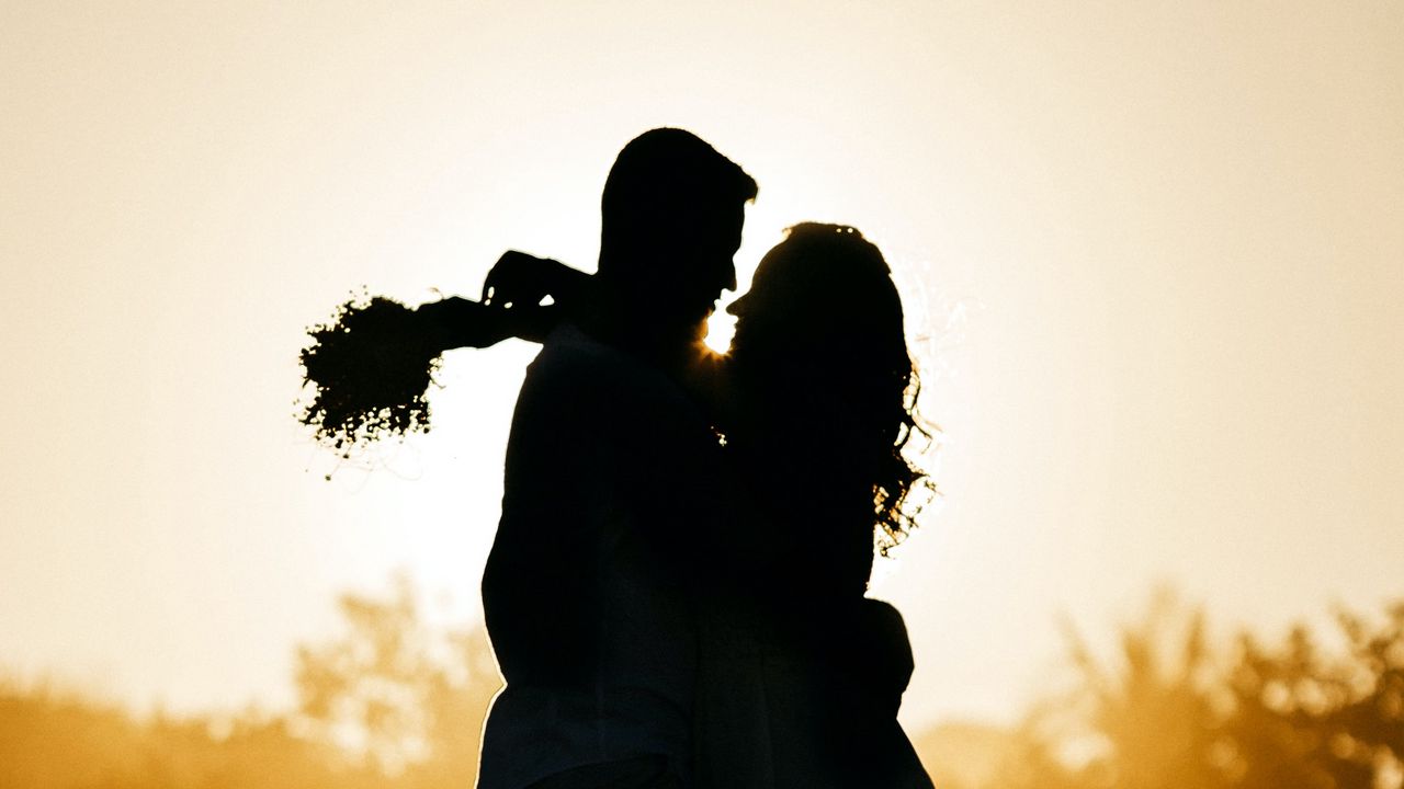 Wallpaper wedding silhouette sunset love
