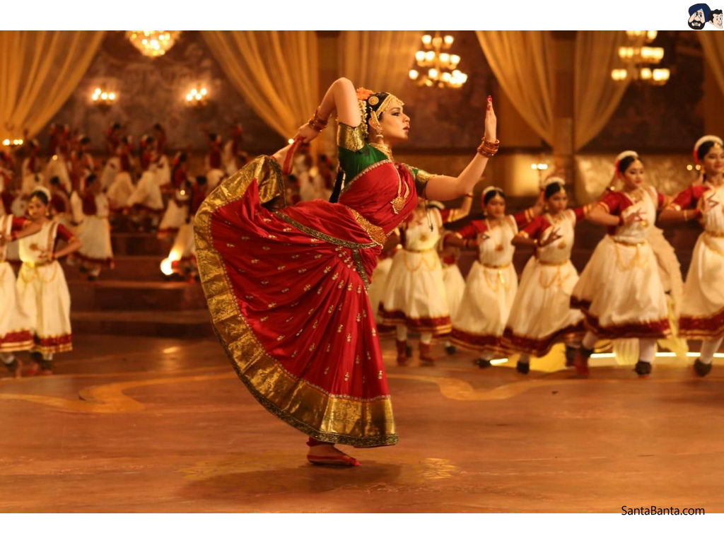 Kangna Ranaut in A. L. Vijay`s film `Thalaivi` (Release 26th, 2020)