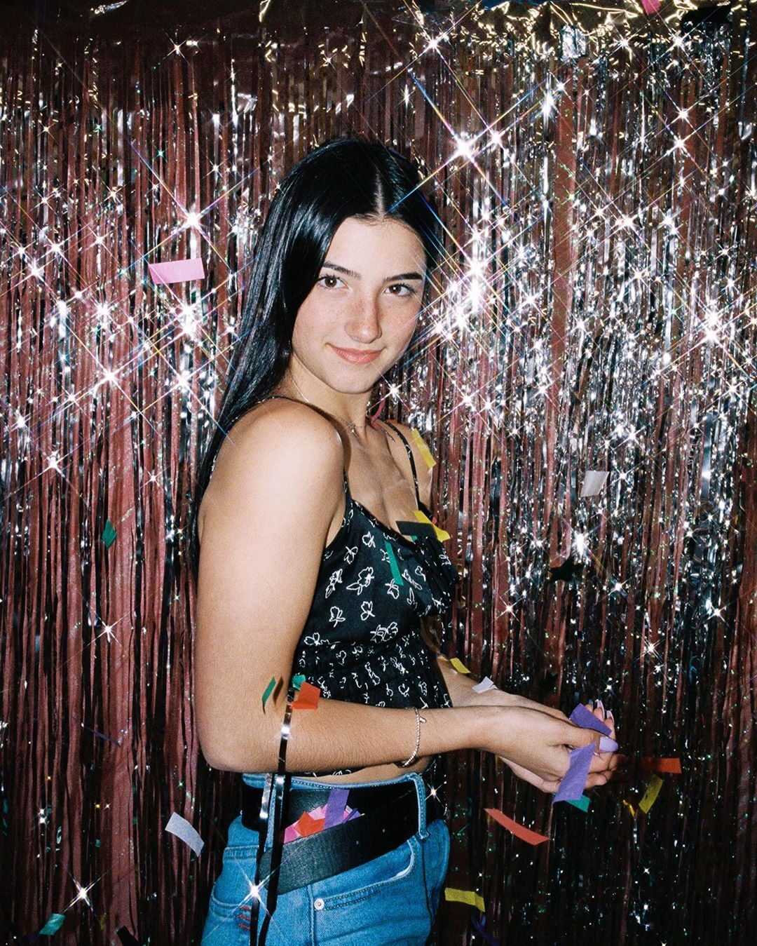 Charli D'Amelio Wallpaper