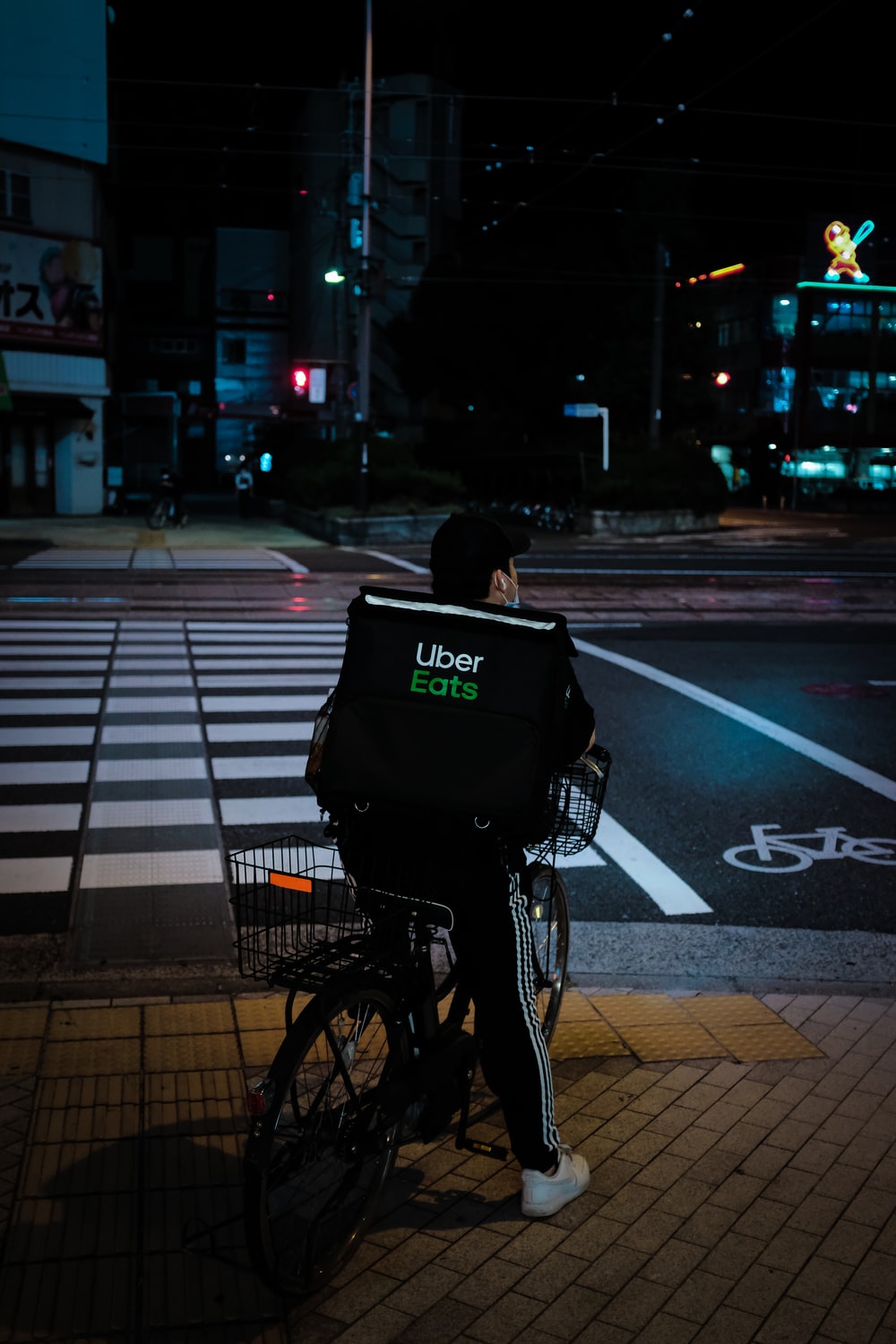 Uber Eats Picture. Download Free Image