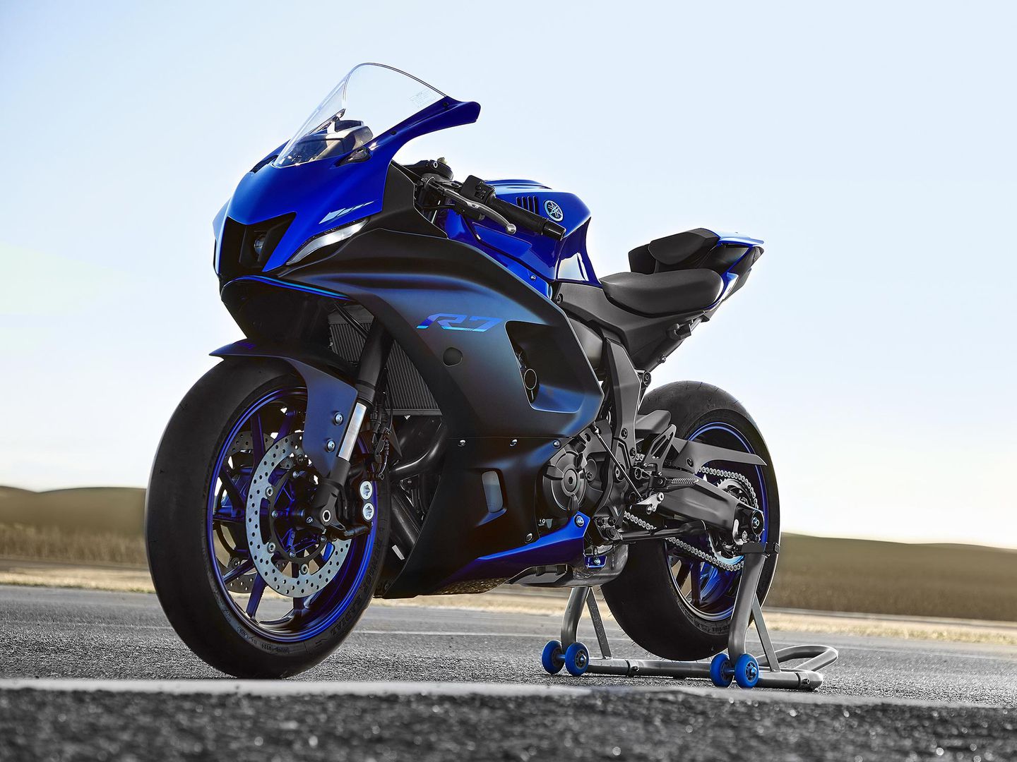 2022 Yamaha YZF R7 Preview
