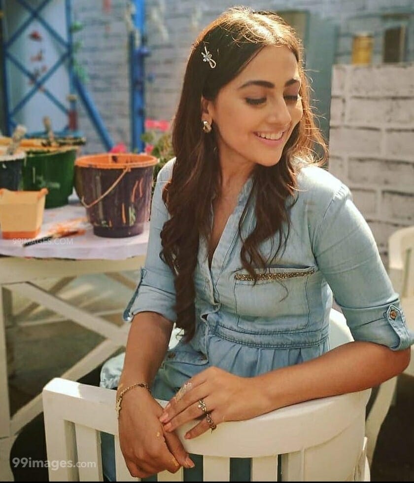 Anagha Bhosale HD Wallpaper (Desktop Background / Android / iPhone) (1080p, 4k) (840x979)