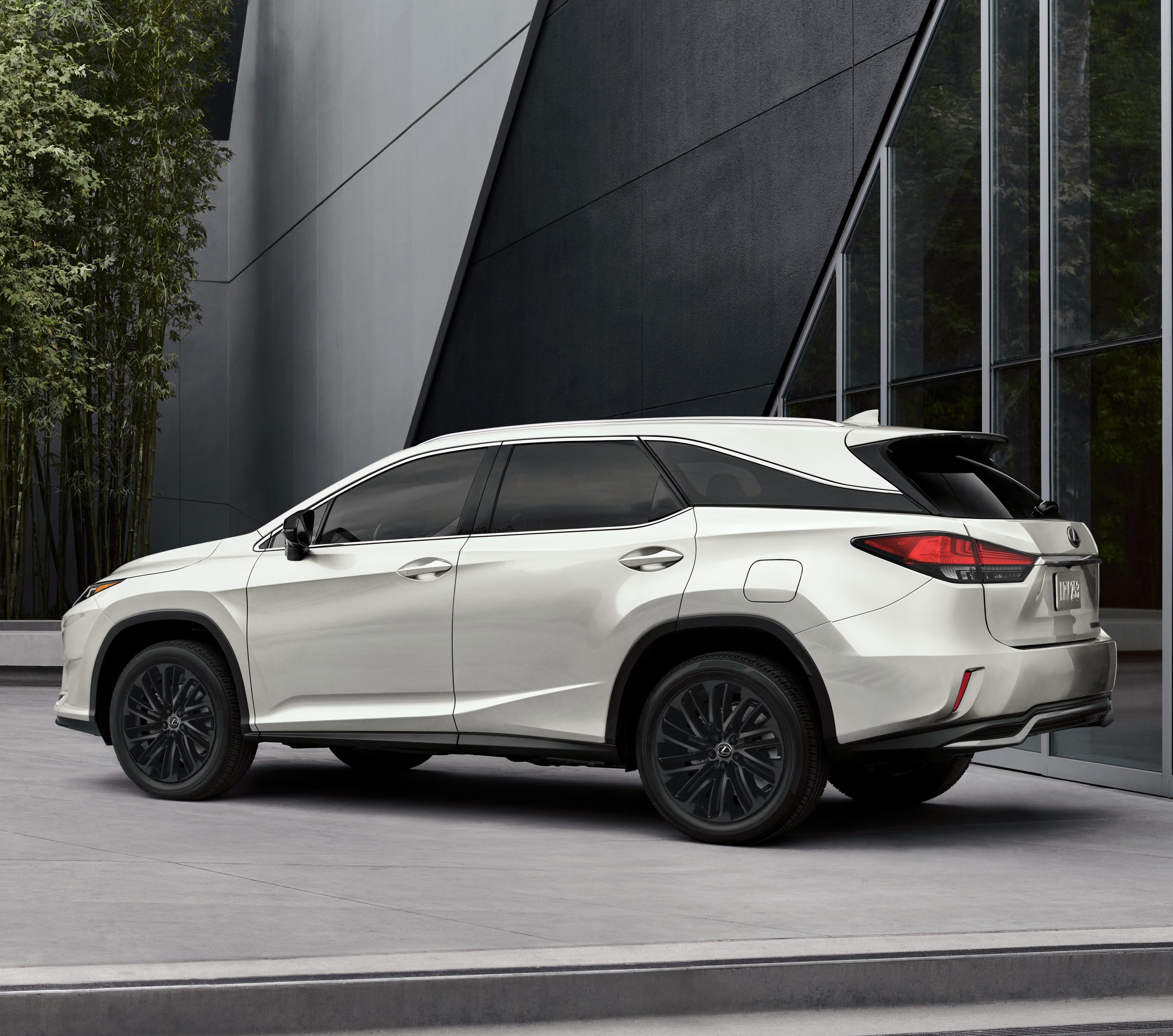 Lexus RX 2019