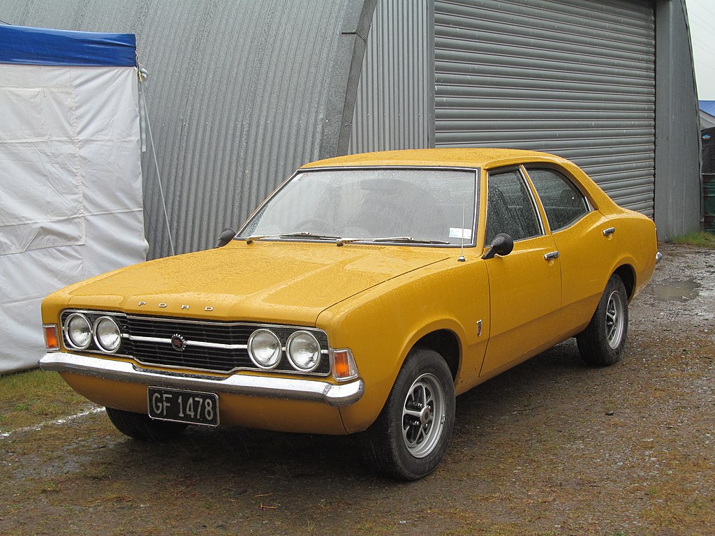 Ford Cortina 2000